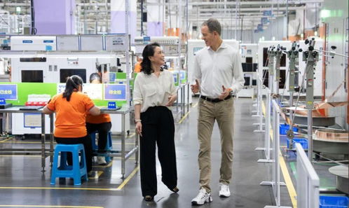 苹果COO走访深莞智造工厂 没有中国果链，就没有苹果的成功